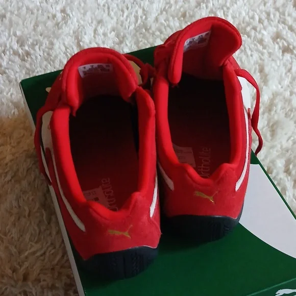 NWOT PUMA SPEEDCATS - Picture 5 of 7